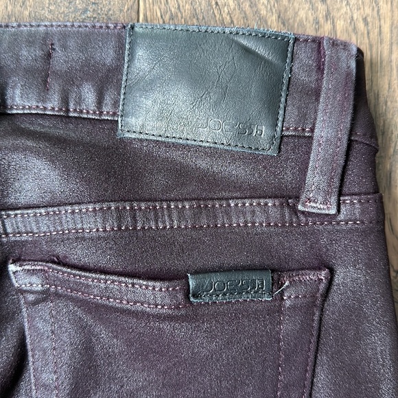 Joe’s Jeans Coated Denim in a dark brown/maroon color size 24 - Picture 4 of 6